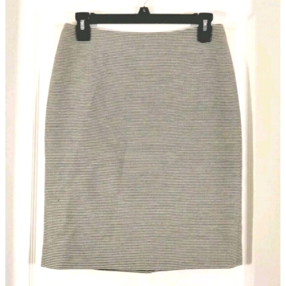 Talbots Dresses & Skirts - Talbots Black Label Size 2 P Petite Pencil Skirt Blue White Striped Fully Lined